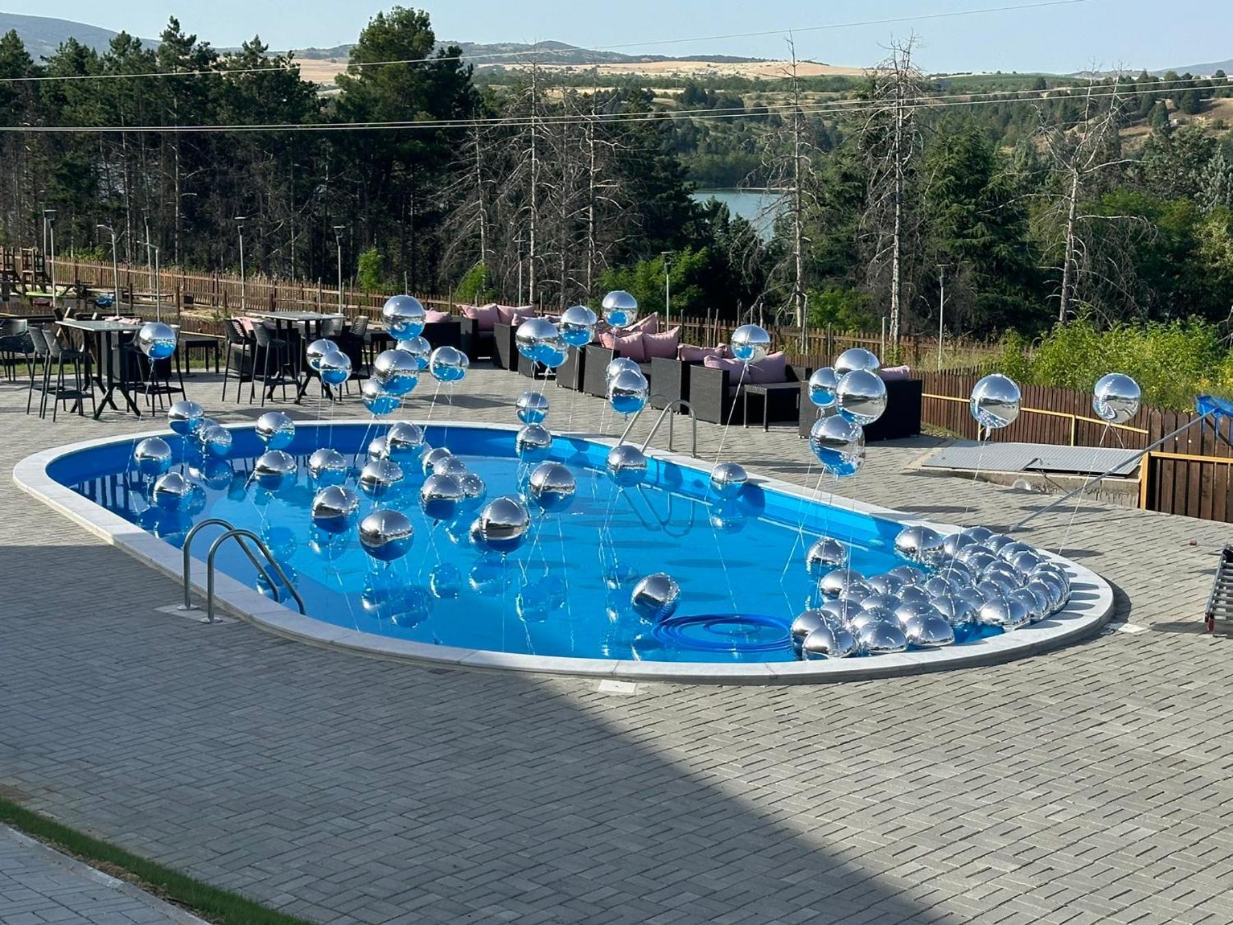 Eco Camp Lake Mladost 韦莱斯 外观 照片