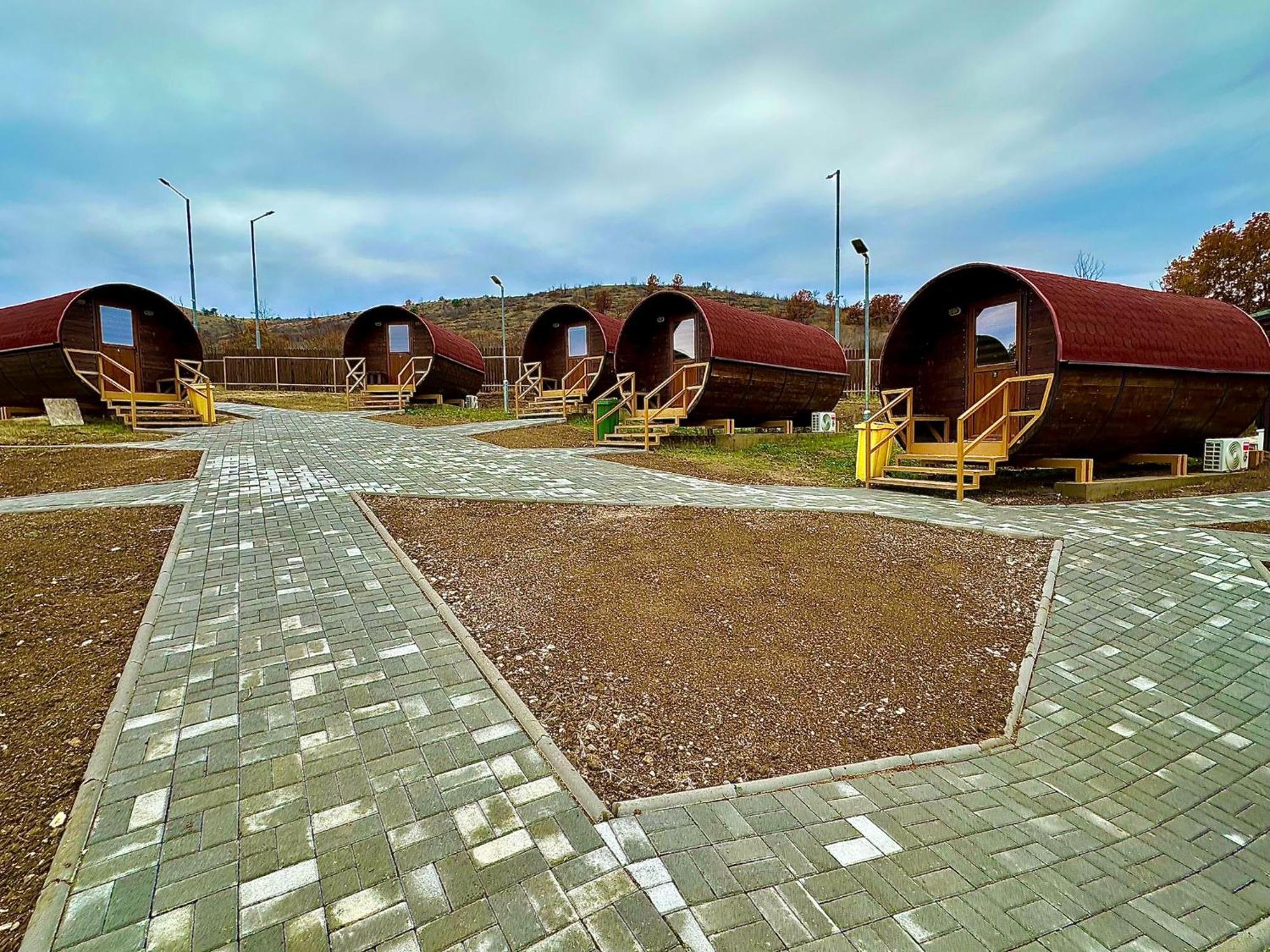 Eco Camp Lake Mladost 韦莱斯 外观 照片